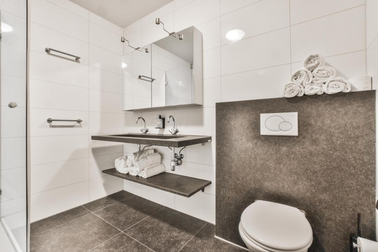 Appartement Met Frontaal Zeezicht In 블로에멘달 외부 사진