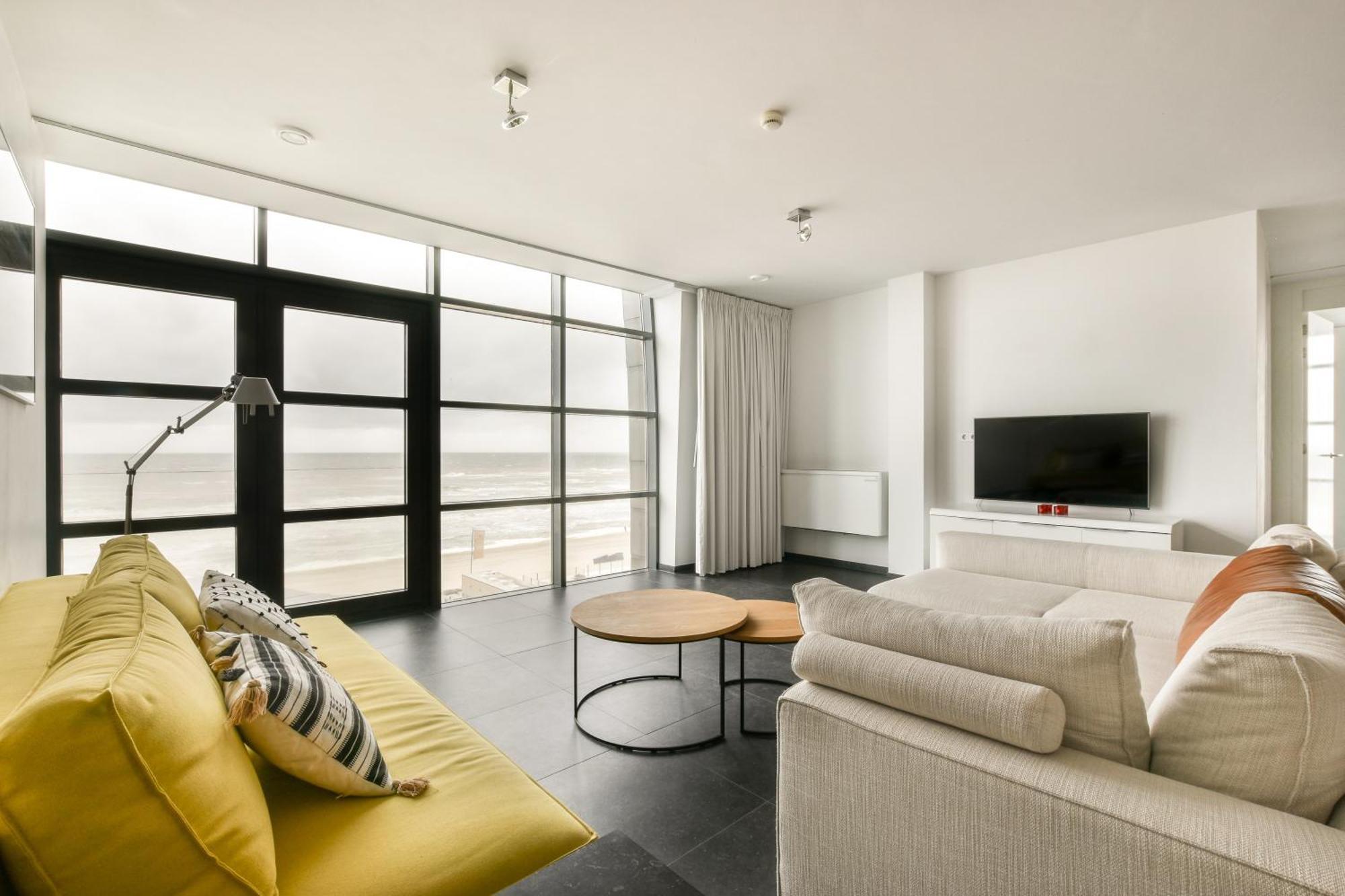 Appartement Met Frontaal Zeezicht In 블로에멘달 외부 사진