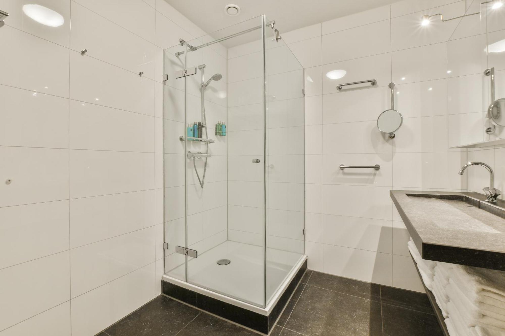 Appartement Met Frontaal Zeezicht In 블로에멘달 외부 사진